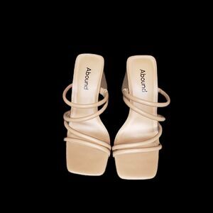 Abound Womens Strappy Sandal Size 5.5 Tan / Nude Color NWOT Summer Wedding